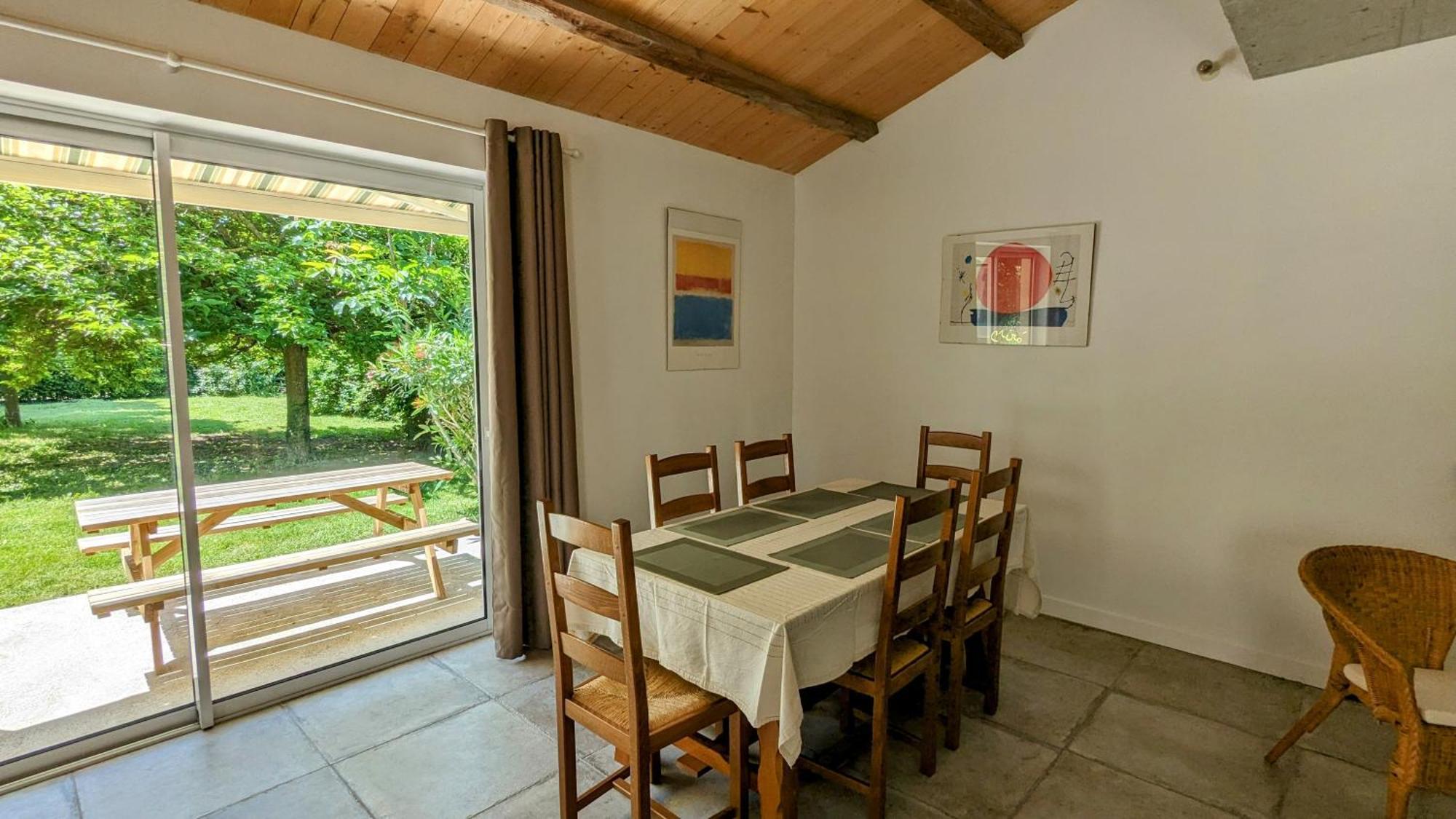 Rez-De-Jardin Independant Dans Ferme Maraichere Bio Avec Grand Jardin Privatif Clos Et Arbore Crest Exteriör bild